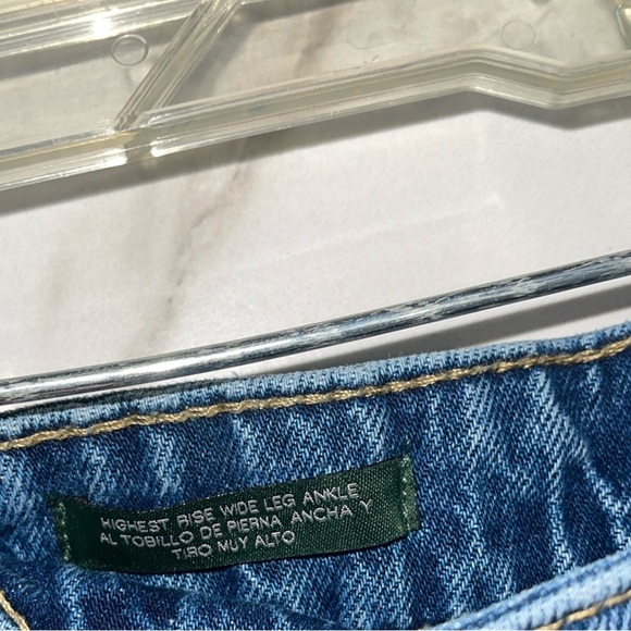 Women’s high waisted Wide Leg Ankle cropped Dual Wash Jeans - Picture 10 of 16